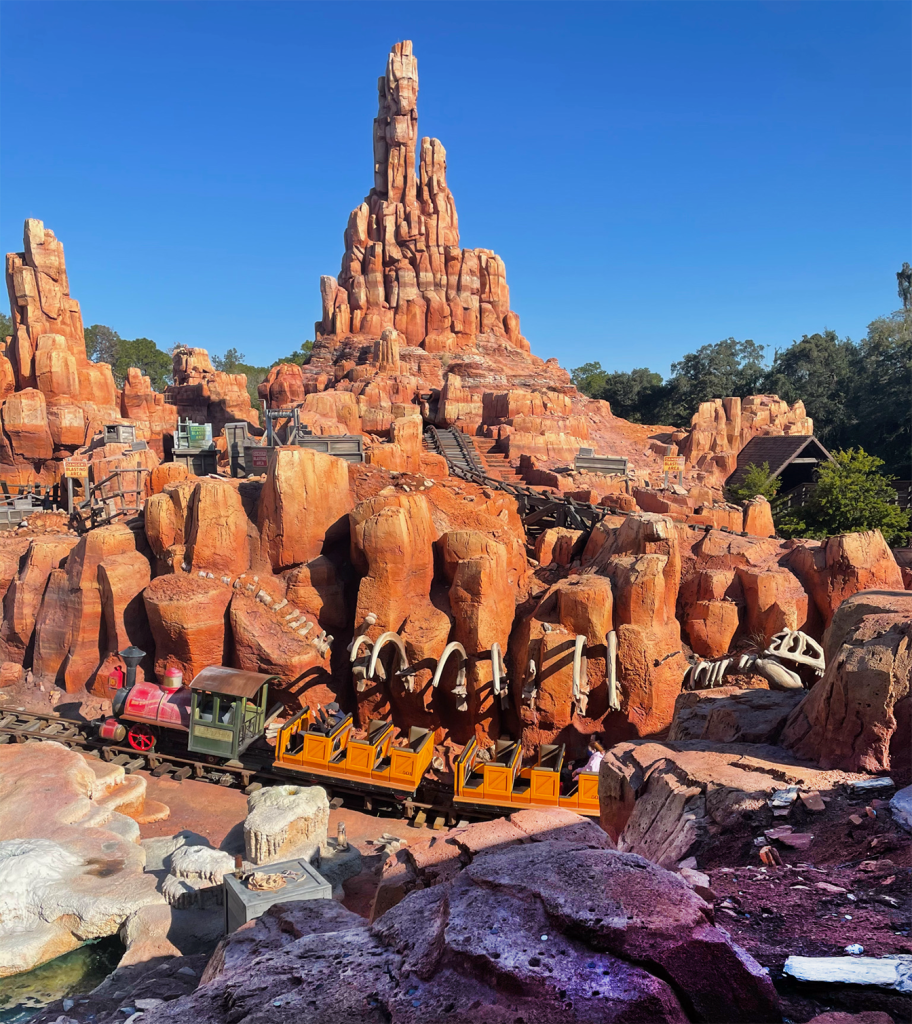 big thunder mountain railroad at disney world magic kingdom